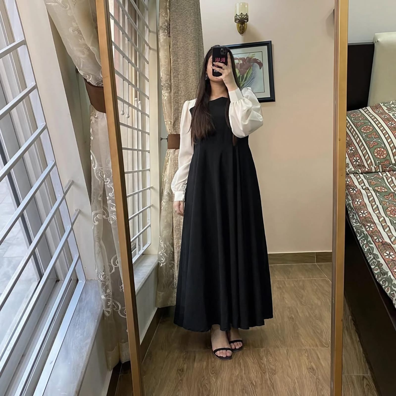 Front And Back Platted Design With White Sleeves Maxi