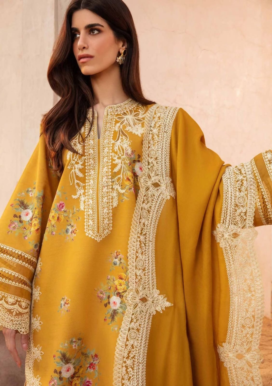 CRIMSON - Marori Tales Embroided 3pc